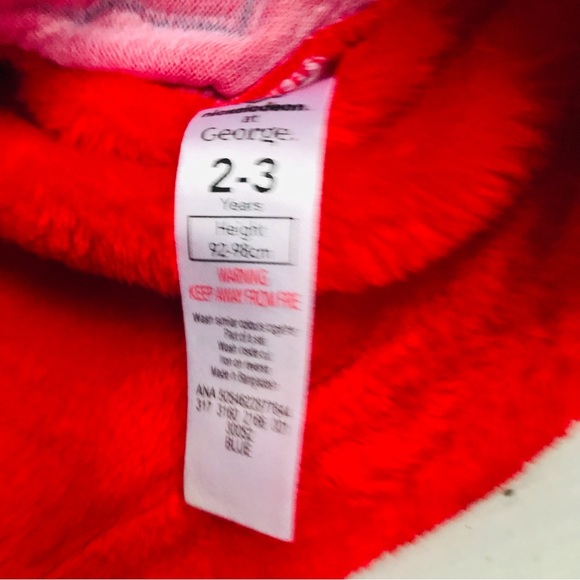 George Paw 🐾 Patrol Chase Fuzzy Sweater
Size 2-3 Years - Picture 4 of 5